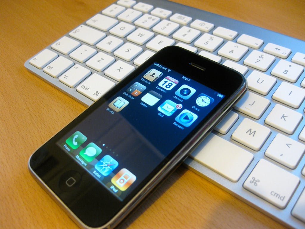 iPhone and Mac Keyboard